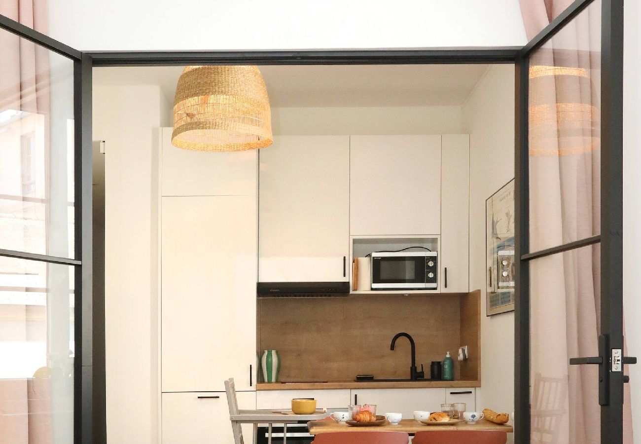 Apartment in Chantilly - C24- oiseaux