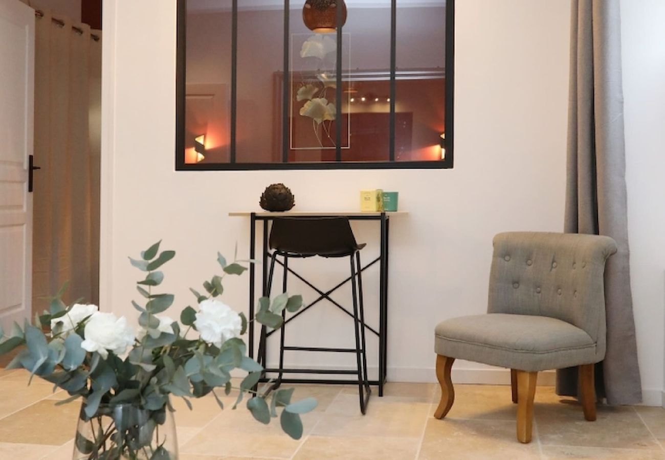 Apartment in Senlis - 13-N Dame de Senlis