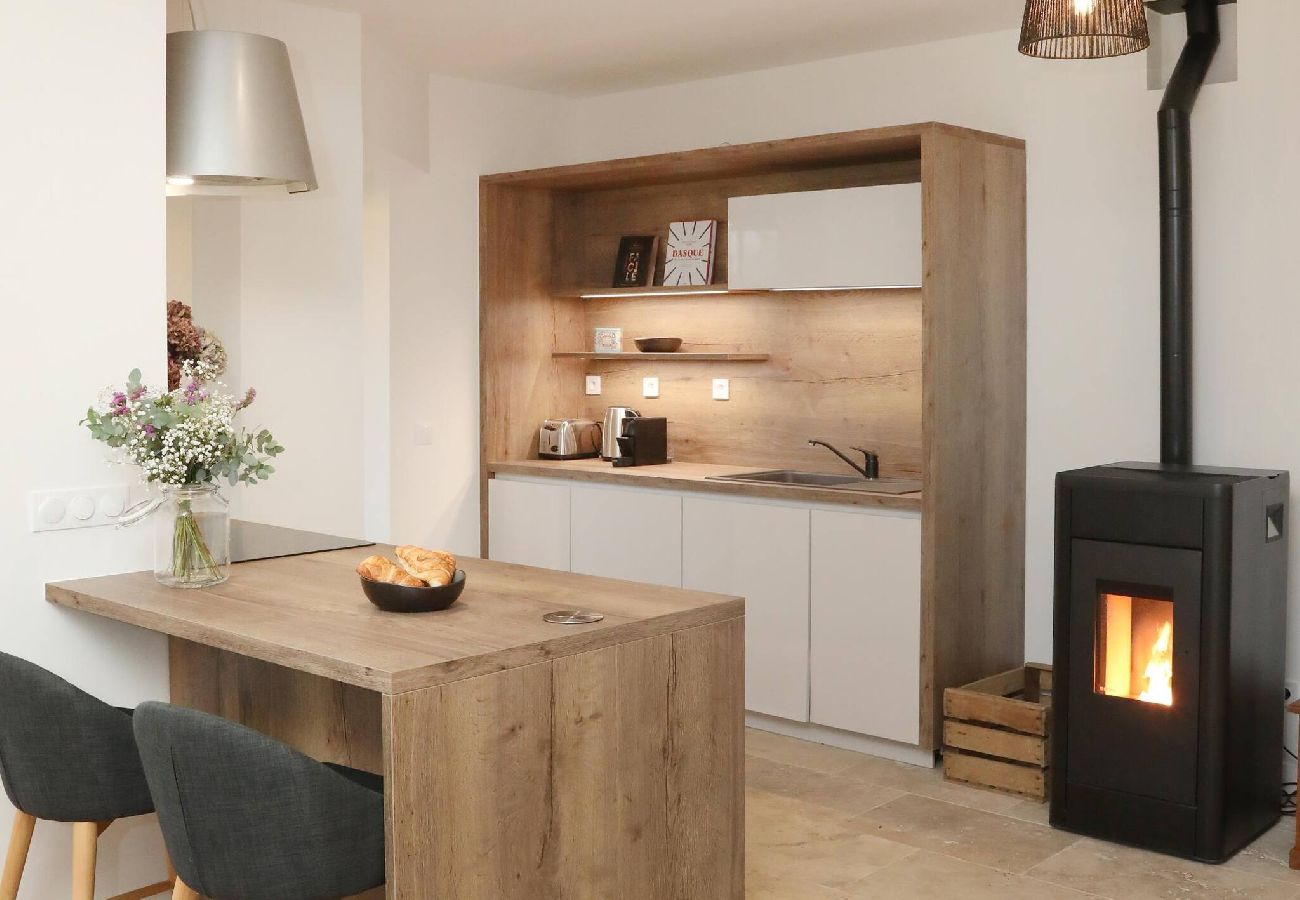 House in Courteuil - A21- M-Fleurs