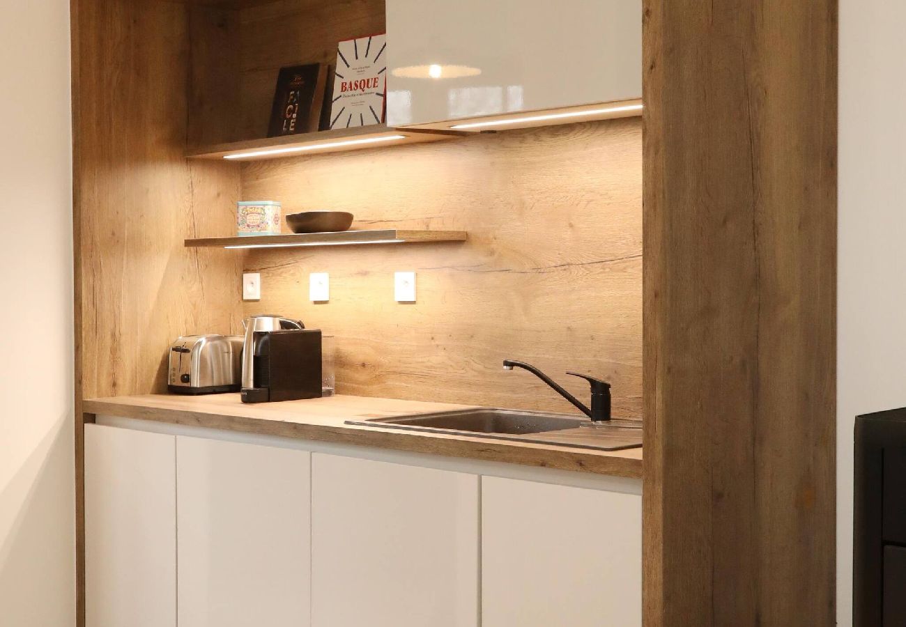 House in Courteuil - A21- M-Fleurs