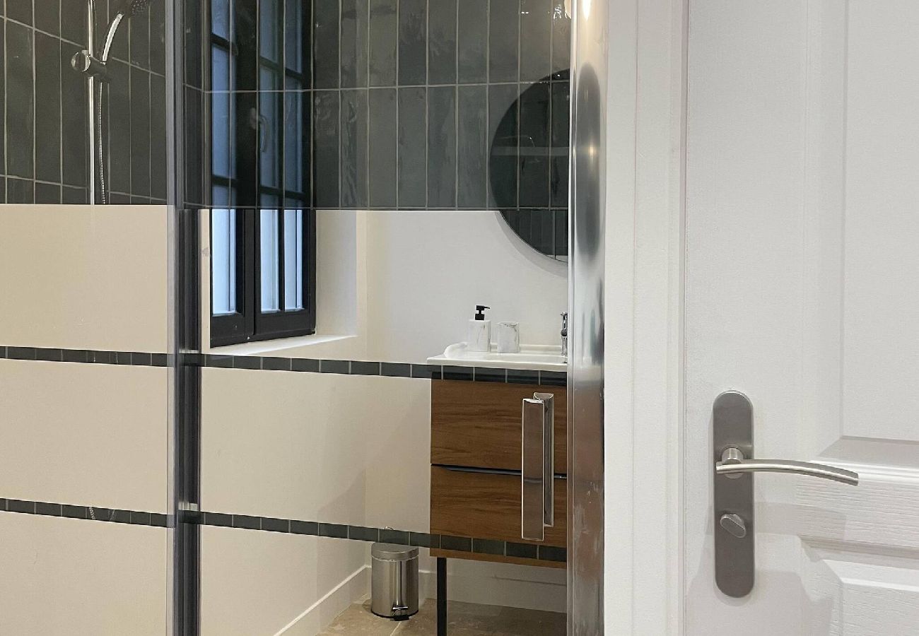 House in Courteuil - A21- M-Fleurs