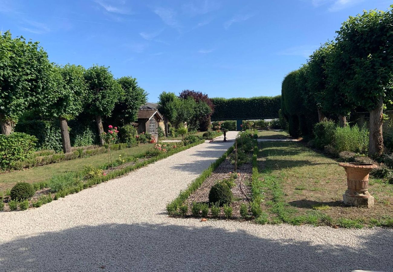 Apartment in Chantilly - C22- Hippodrome