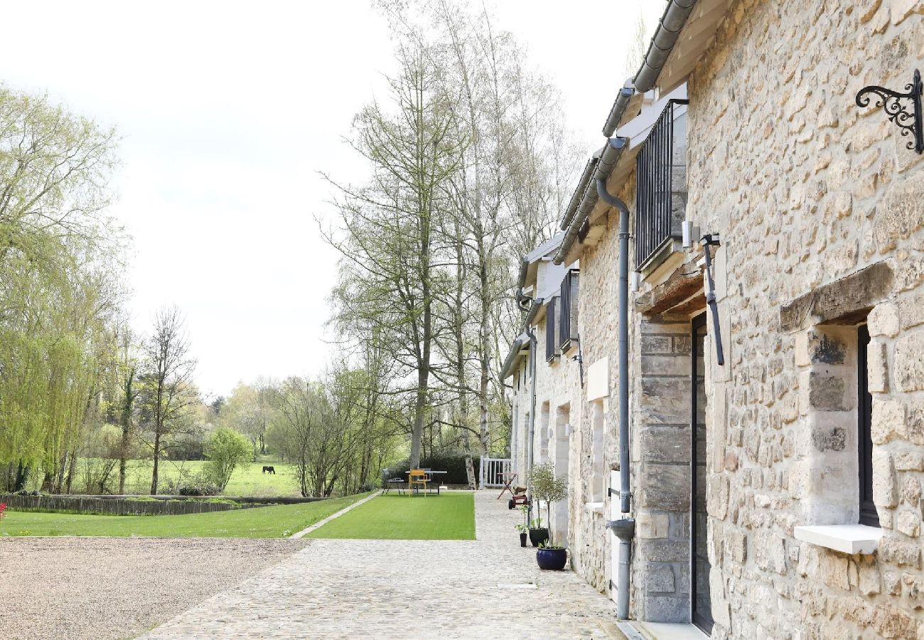 Apartment in Courteuil - A20- M-Clocher