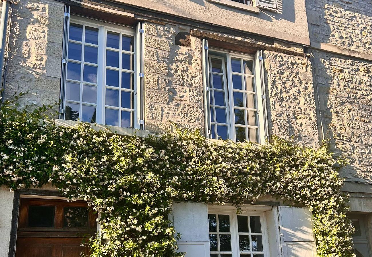 Apartment in Senlis - 08-Abbaye