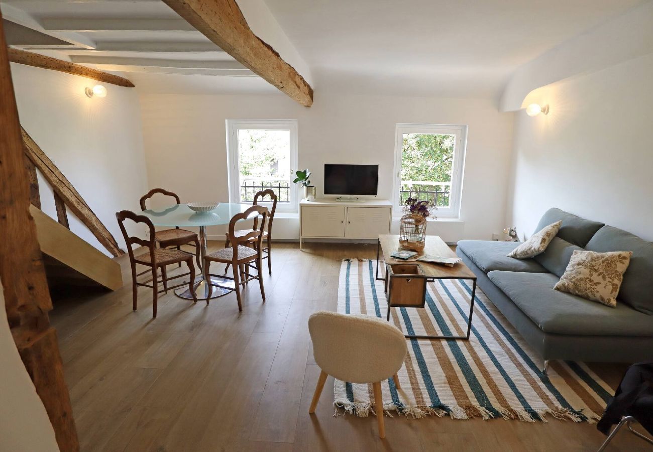 Apartment in Senlis - 08-Abbaye