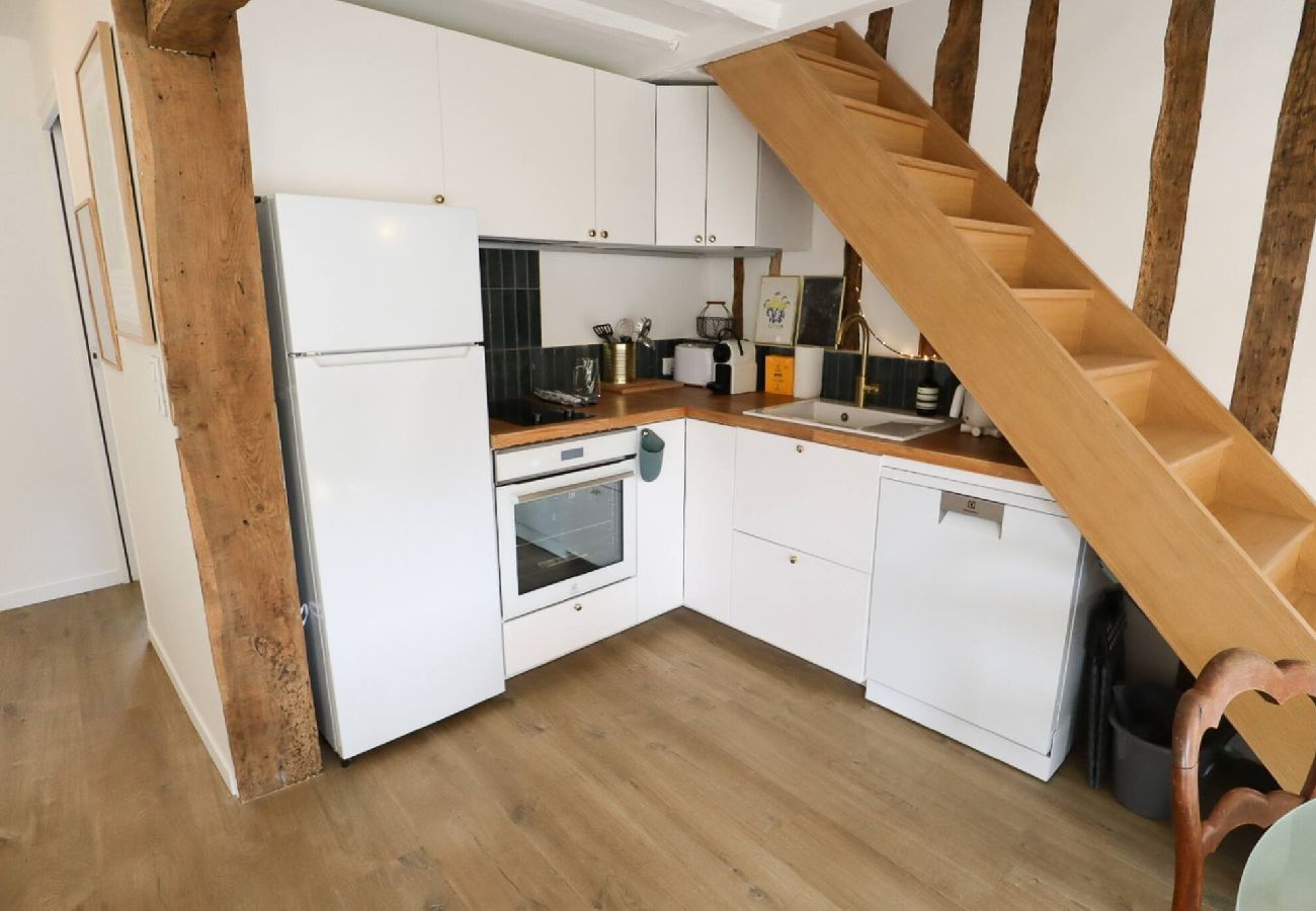 Apartment in Senlis - 08-Abbaye