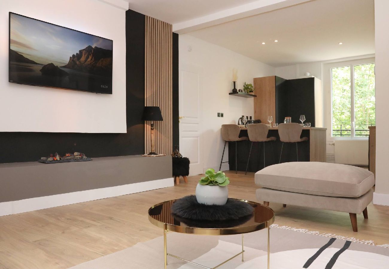 Apartment in Senlis - 09-Perchoir