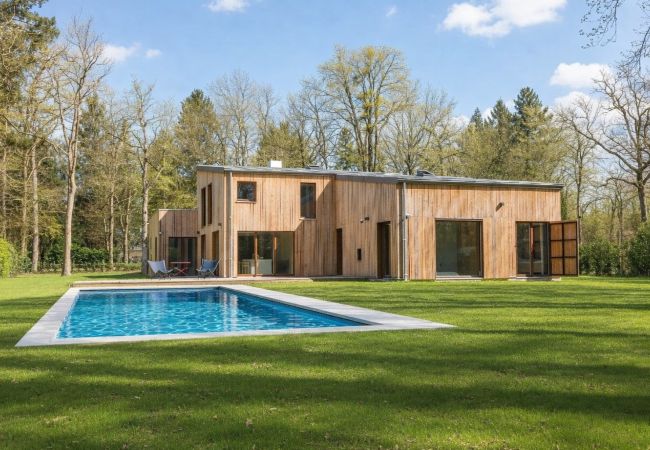 House in Lamorlaye - Forest House 