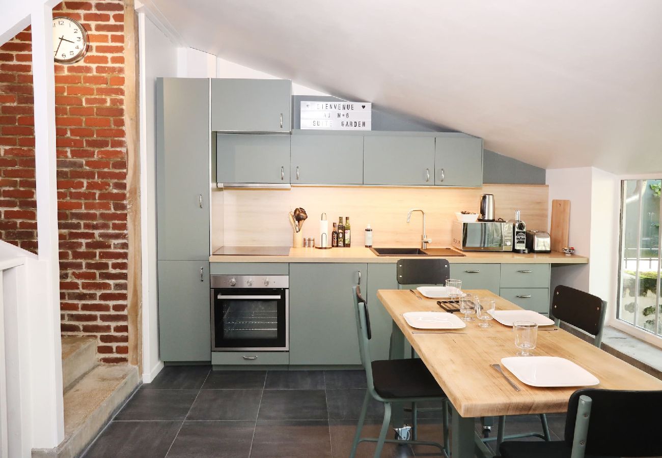 Apartment in Senlis - 10-S Garden