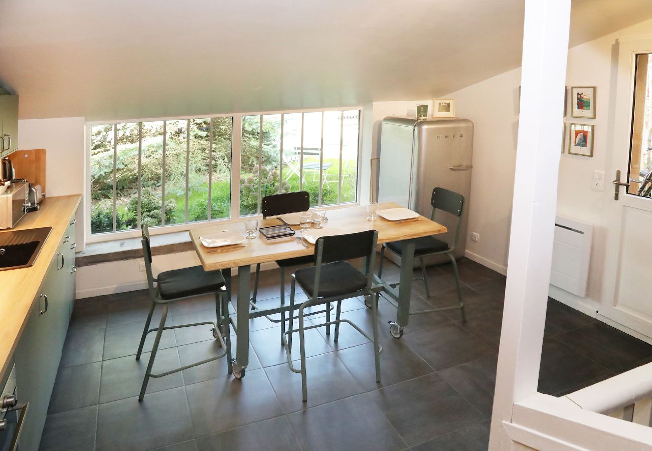 Apartment in Senlis - 10-S Garden