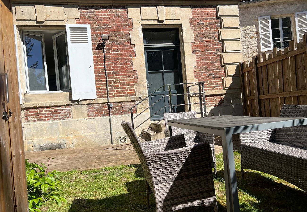 Apartment in Senlis - 16- St Pierre