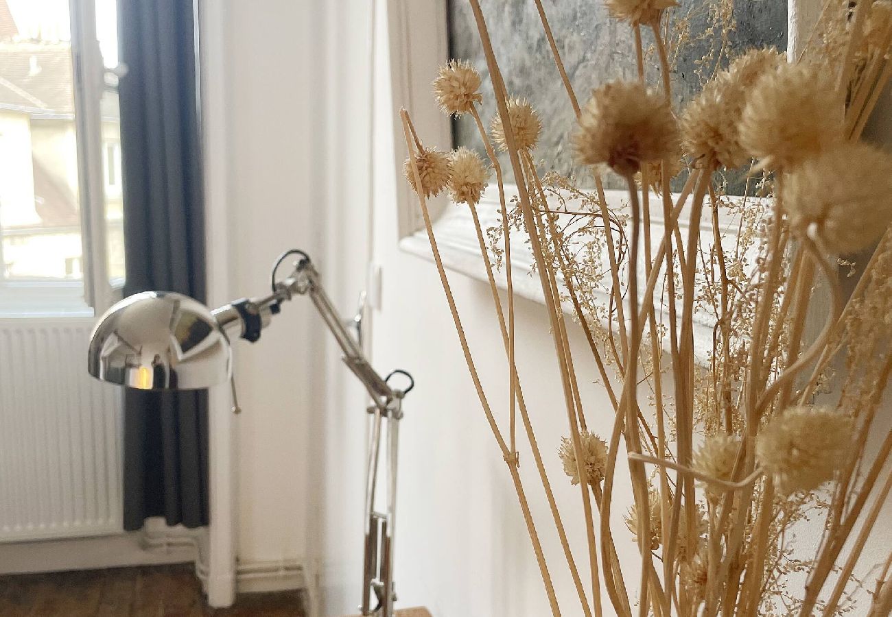 Apartment in Senlis - 07-Cathédrale