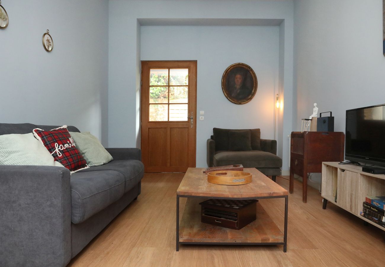Terraced House in Senlis - La PLACE to be • Senlis Home • Central • Sleeps 5