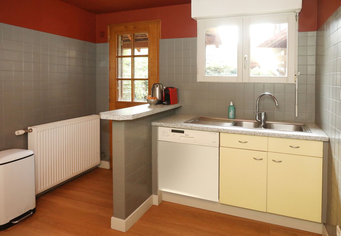 Terraced House in Senlis - La PLACE to be • Senlis Home • Central • Sleeps 5