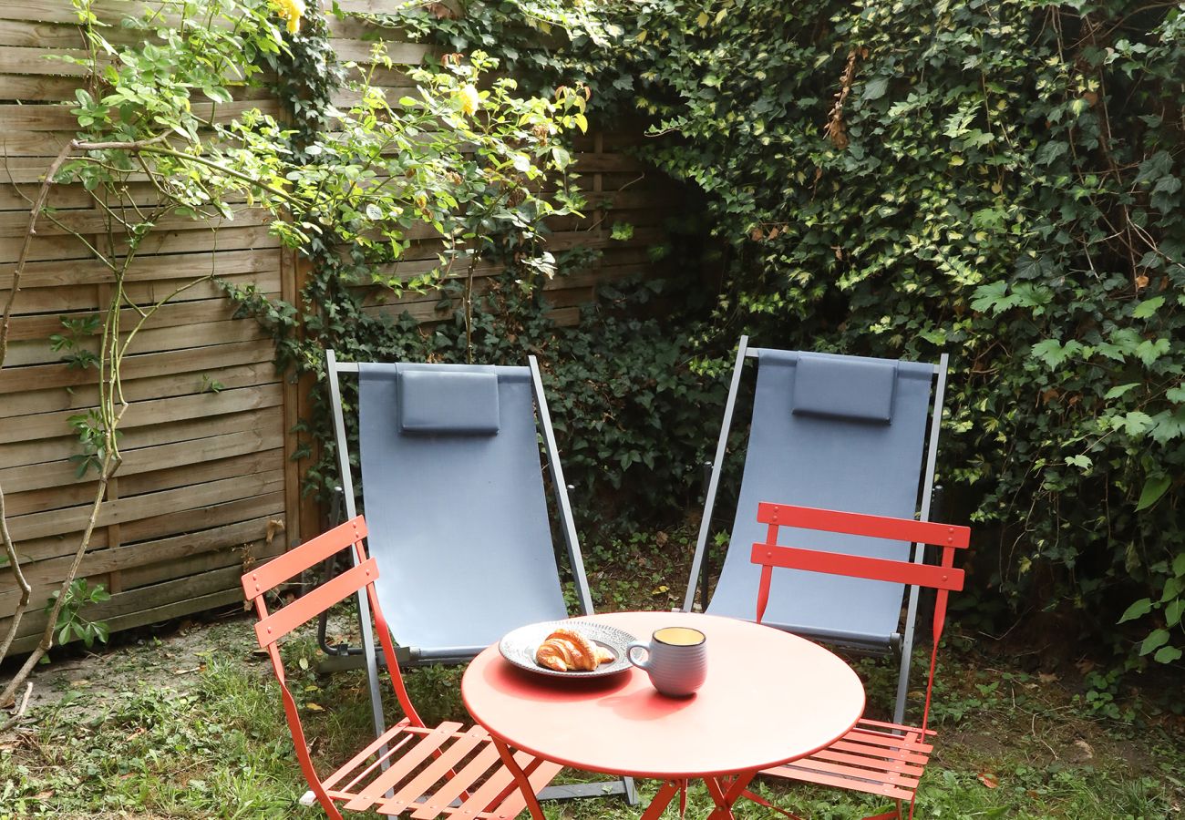 Terraced House in Senlis - La PLACE to be • Senlis Home • Central • Sleeps 5