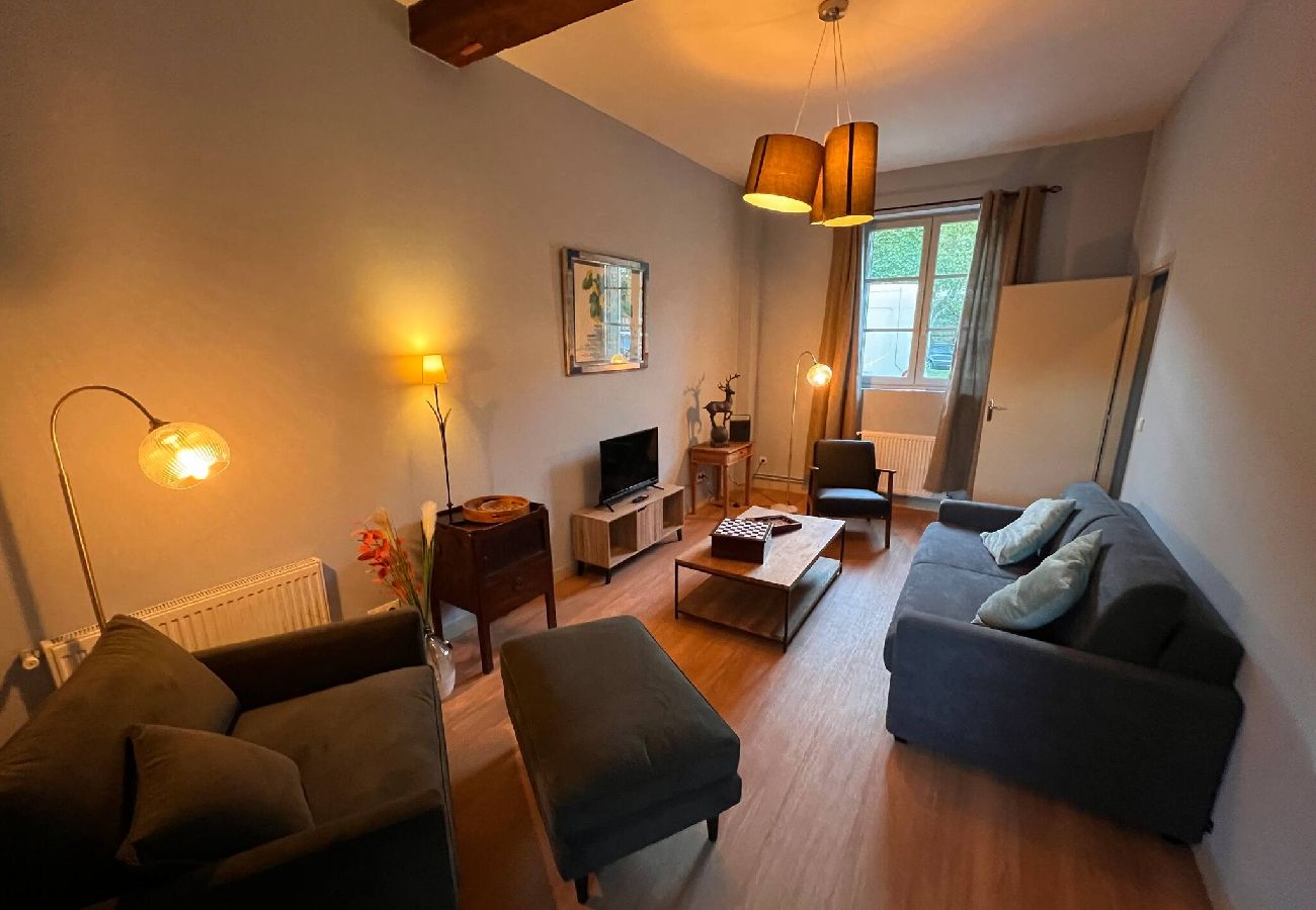 Maison mitoyenne à Senlis - NOUVEAUmaison au cœur de la ville / place calme 