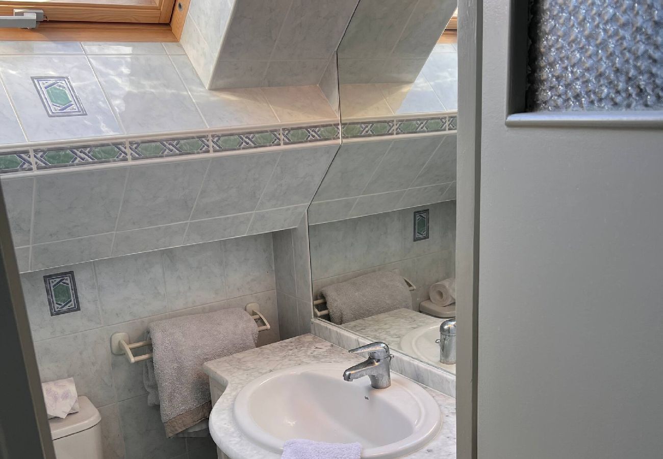 Maison mitoyenne à Senlis - NOUVEAUmaison au cœur de la ville / place calme 